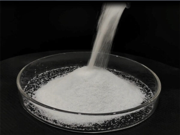 Alumina nung chảy dạng hạt màu trắng